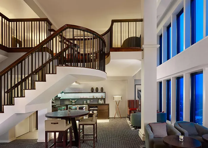 Top Romantic Hotels for Couples in Birmingham