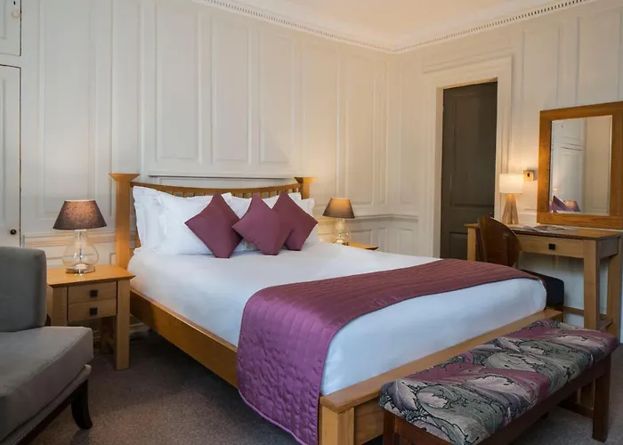 Top Hotels Close to Oxford Park and Ride